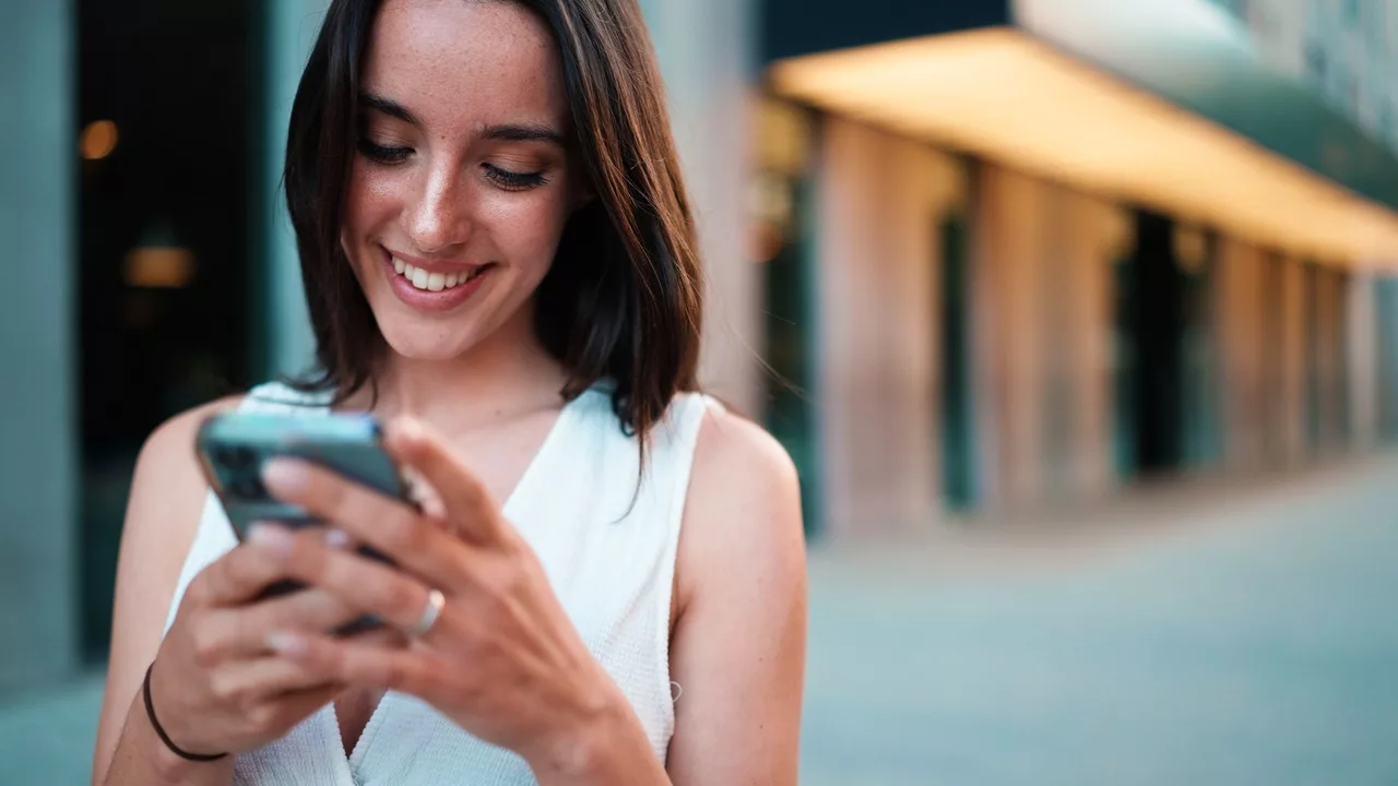 Women On Phone